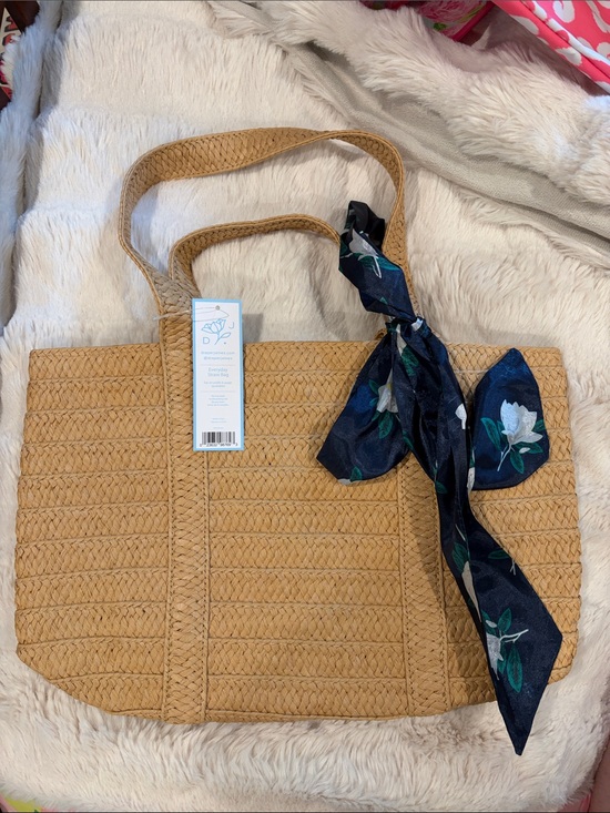 Draper James Handbags - Draper James Tan Straw Tote with Navy Floral Scarf Accent